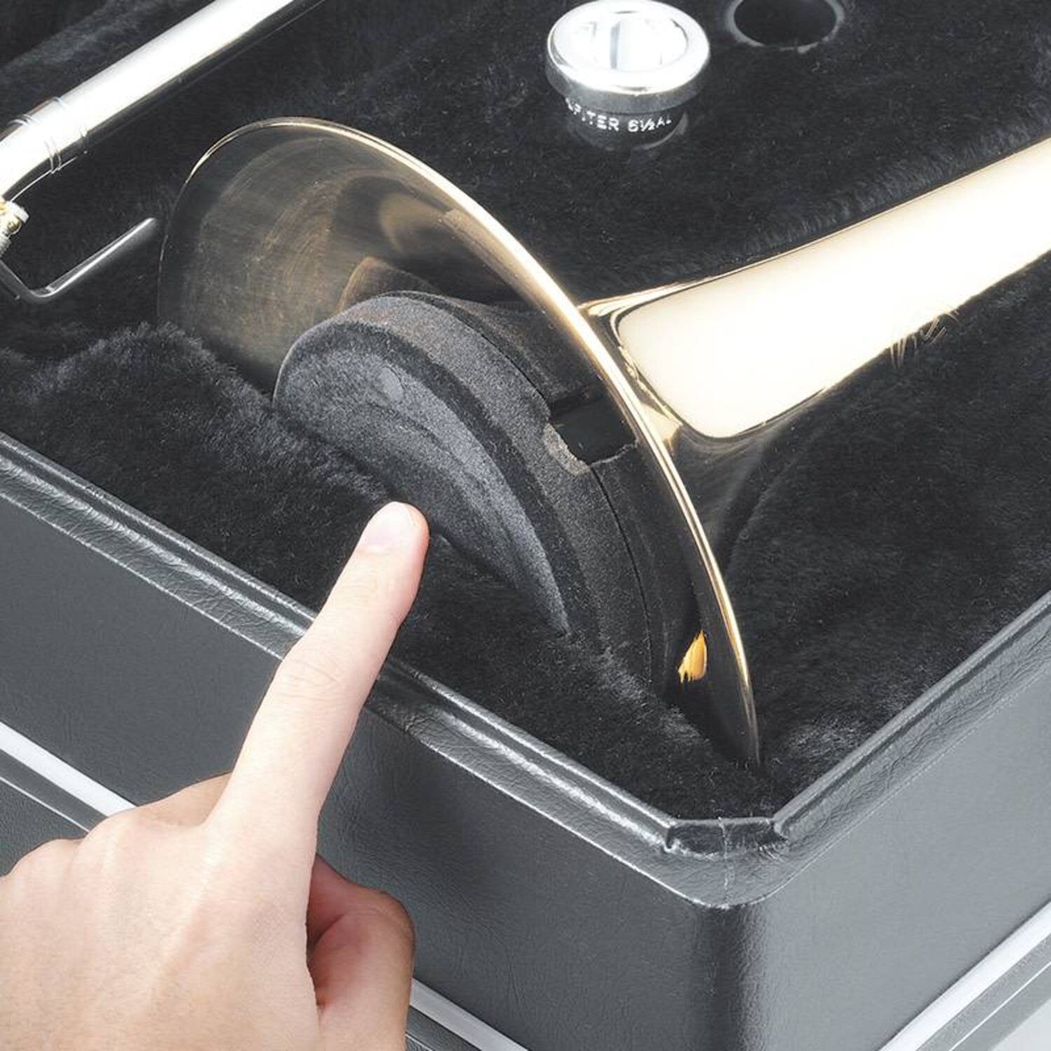 Hercules TravLite In-Bell Trombone Stand - Image 4