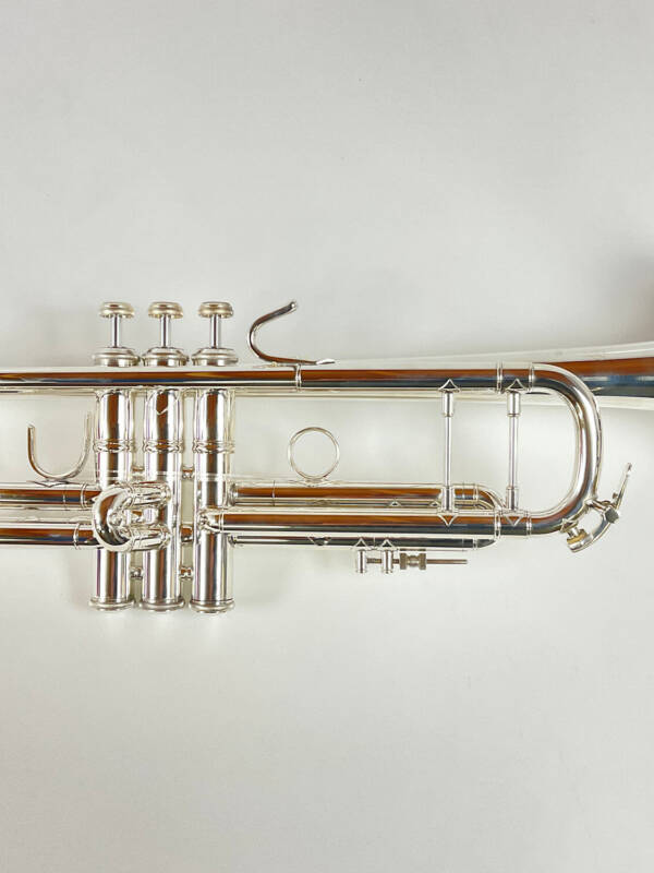 Demo Bach LT180S37 Bb Trumpet (SN: 804775)