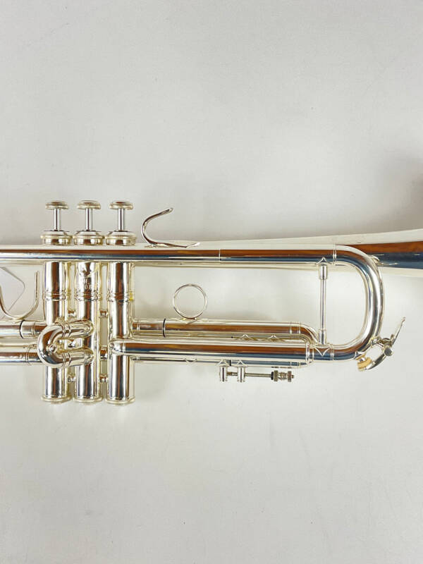 Used Bach LR37G/43 Bb Trumpet (SN: 332083)
