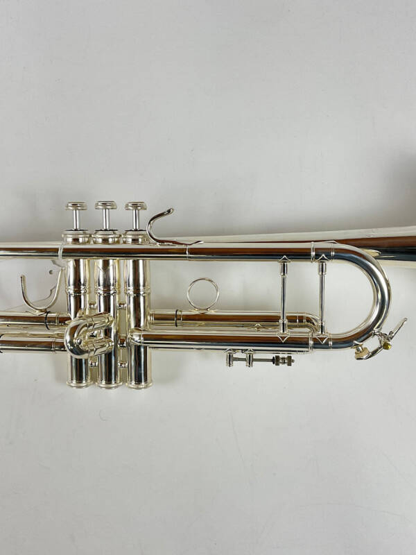 Used Bach 37 Bb Trumpet (SN: 187129)