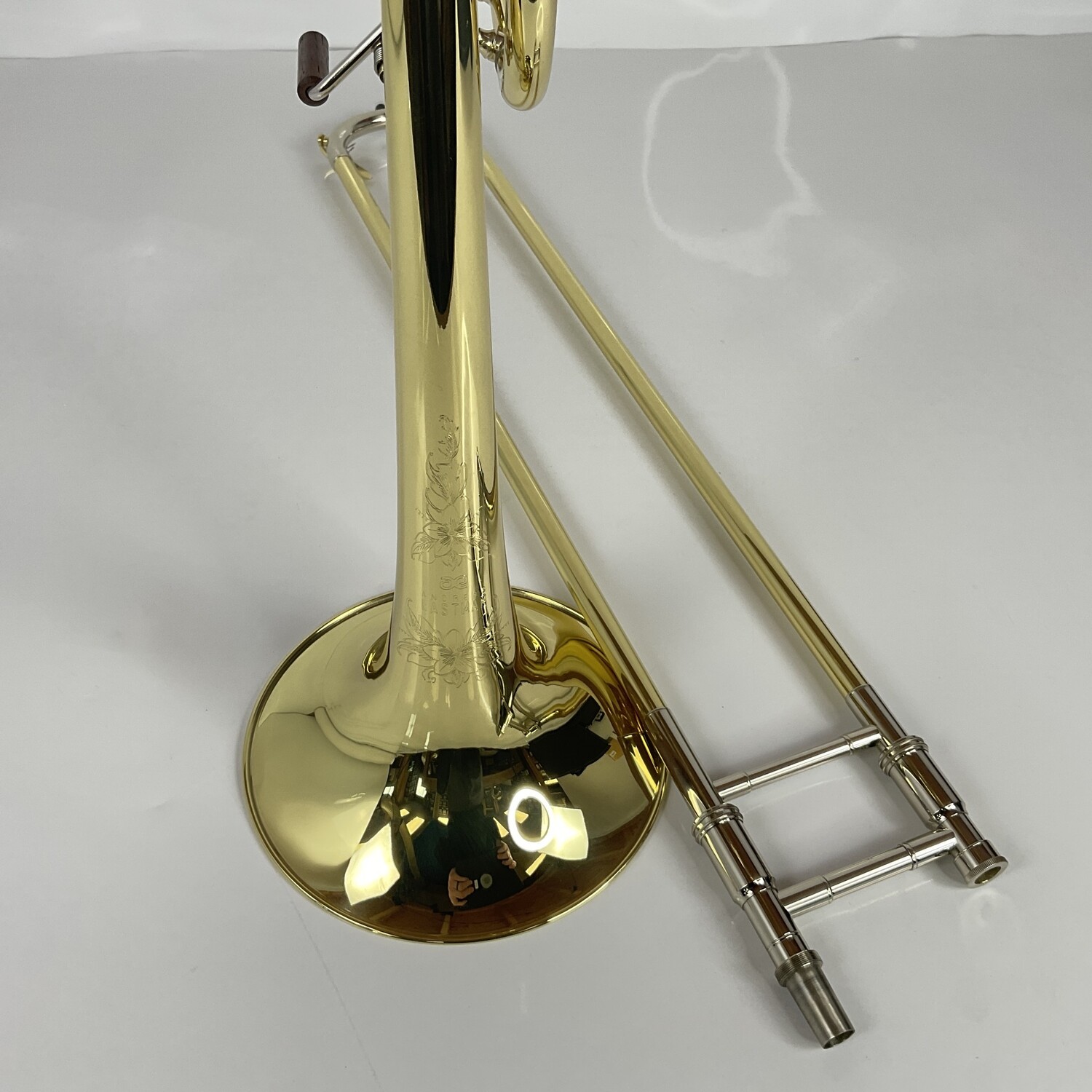 Demo Eastman ETB829 Bb/F Tenor Trombone (SN: 14987203) - Image 2