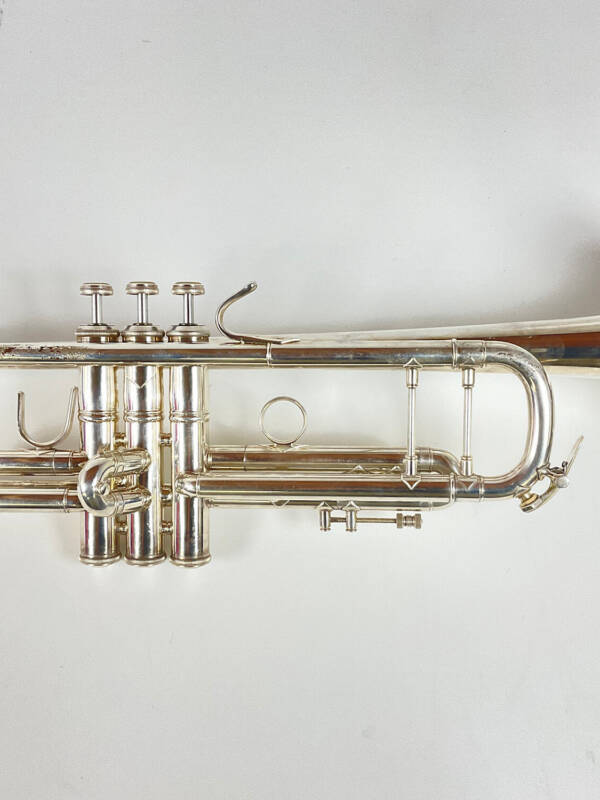 Used Bach 37 Bb Trumpet (SN: 662857)