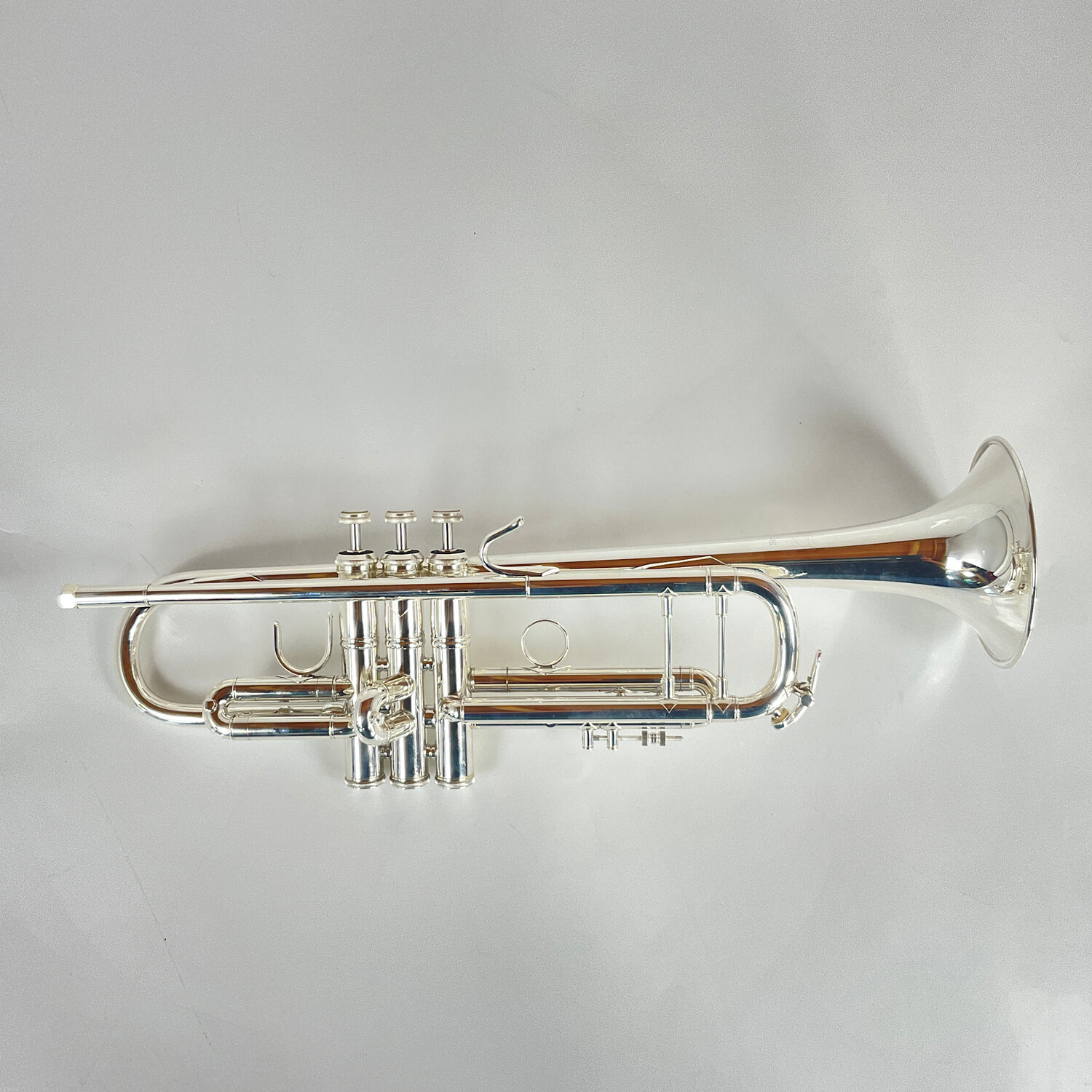 Demo Bach 180S37 Bb Trumpet (SN: 790560)