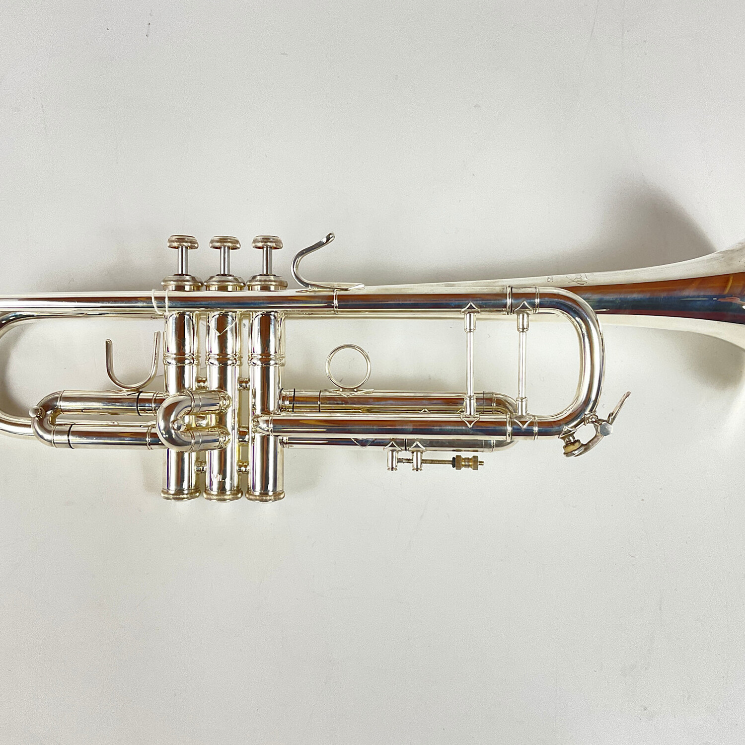 Used Bach 37 Bb Trumpet (SN: 424503)