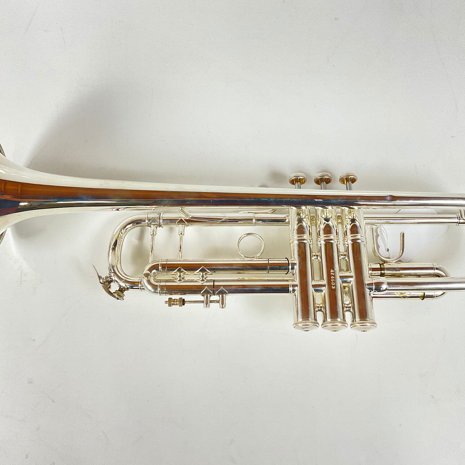 Used Bach 37 Bb Trumpet (SN: 424503) - Image 3