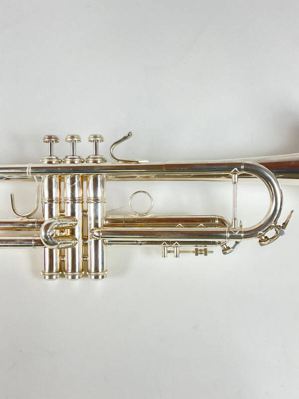 Used Bach LR25*/43 Bb Trumpet (SN: 775226)