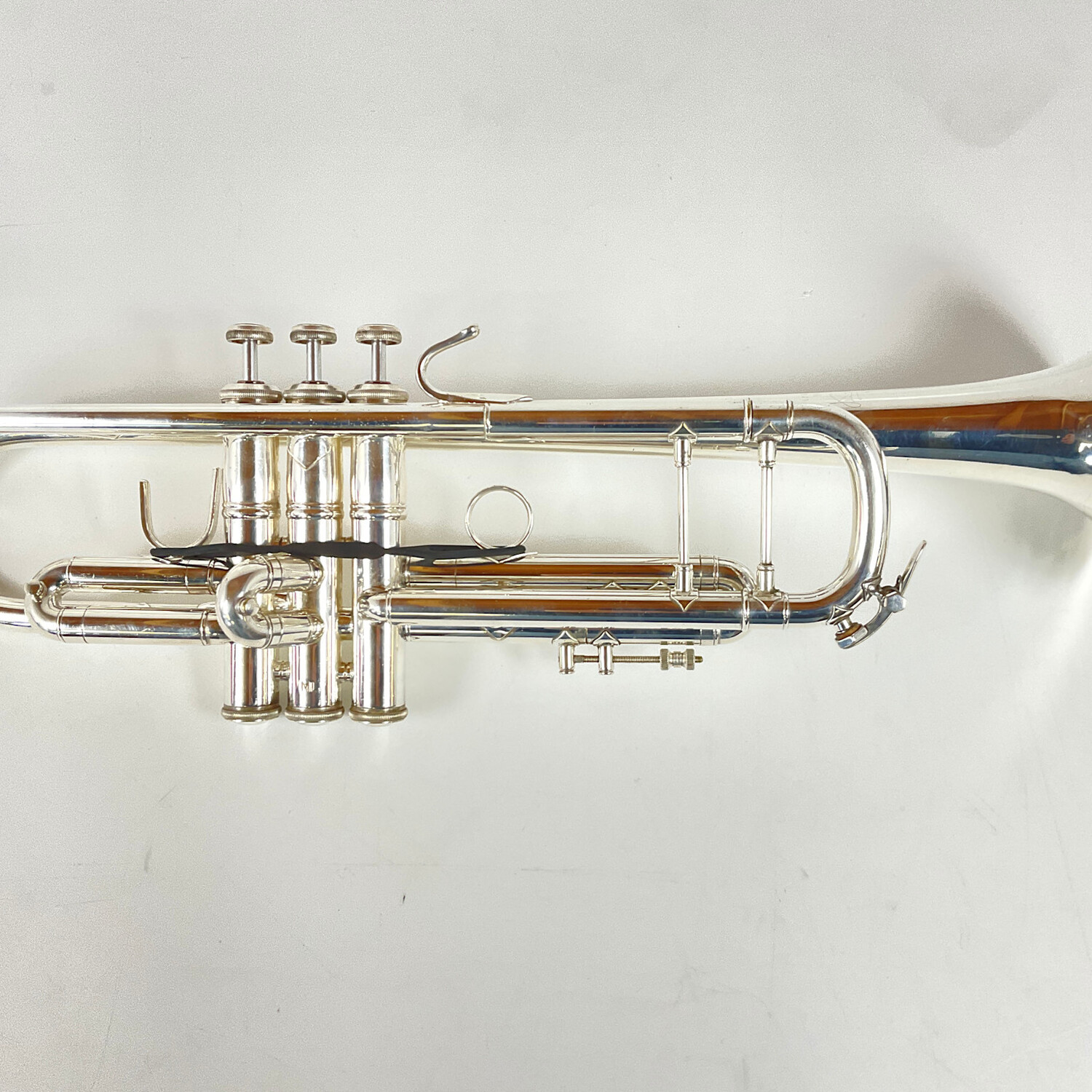 Used Bach 37 Bb Trumpet (SN:559402)