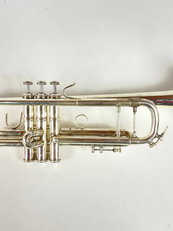 Used Bach 37 Bb Trumpet (SN: 447441)
