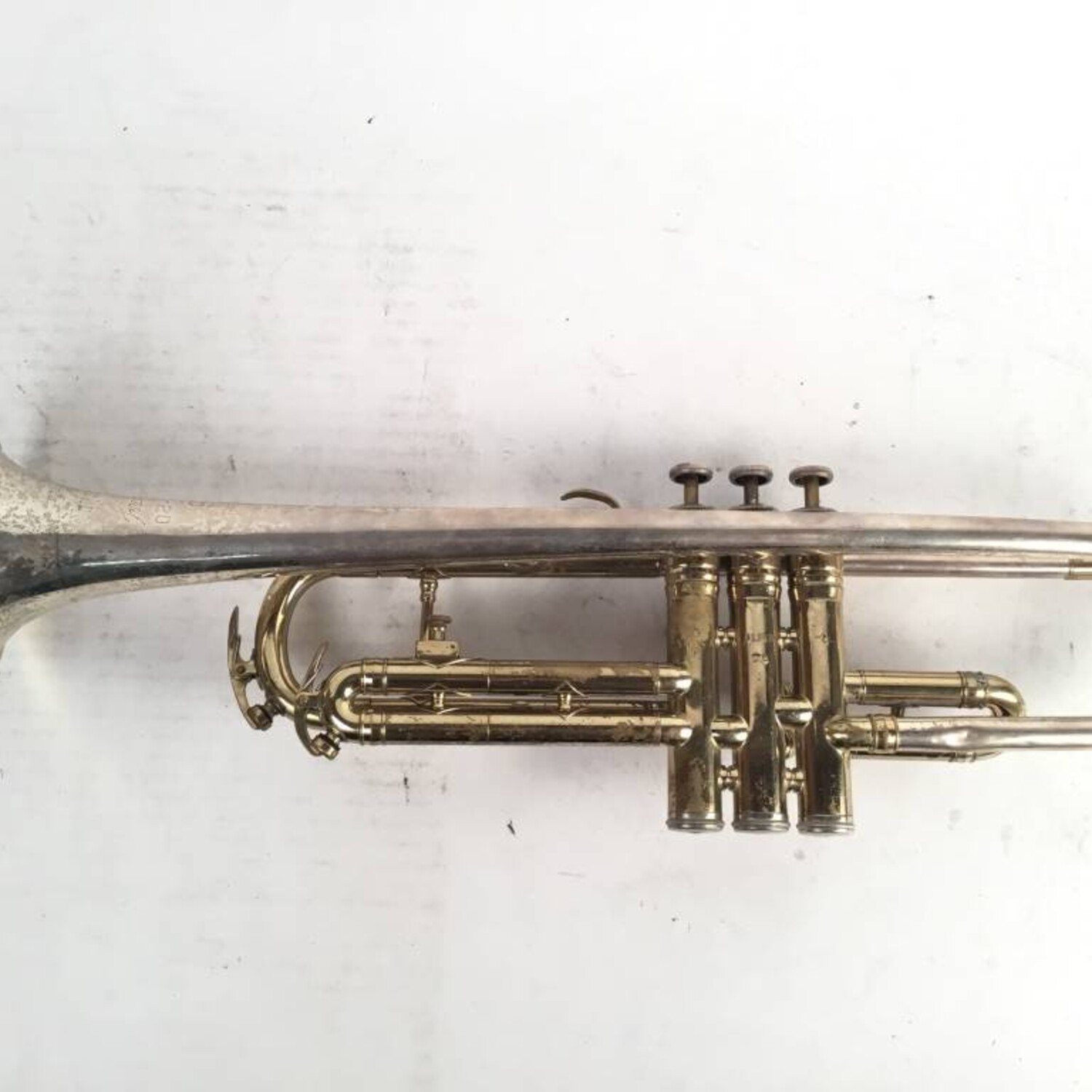 Used King Silver Sonic Super-20 Symphony Bb Trumpet (SN: 415939) - Image 2