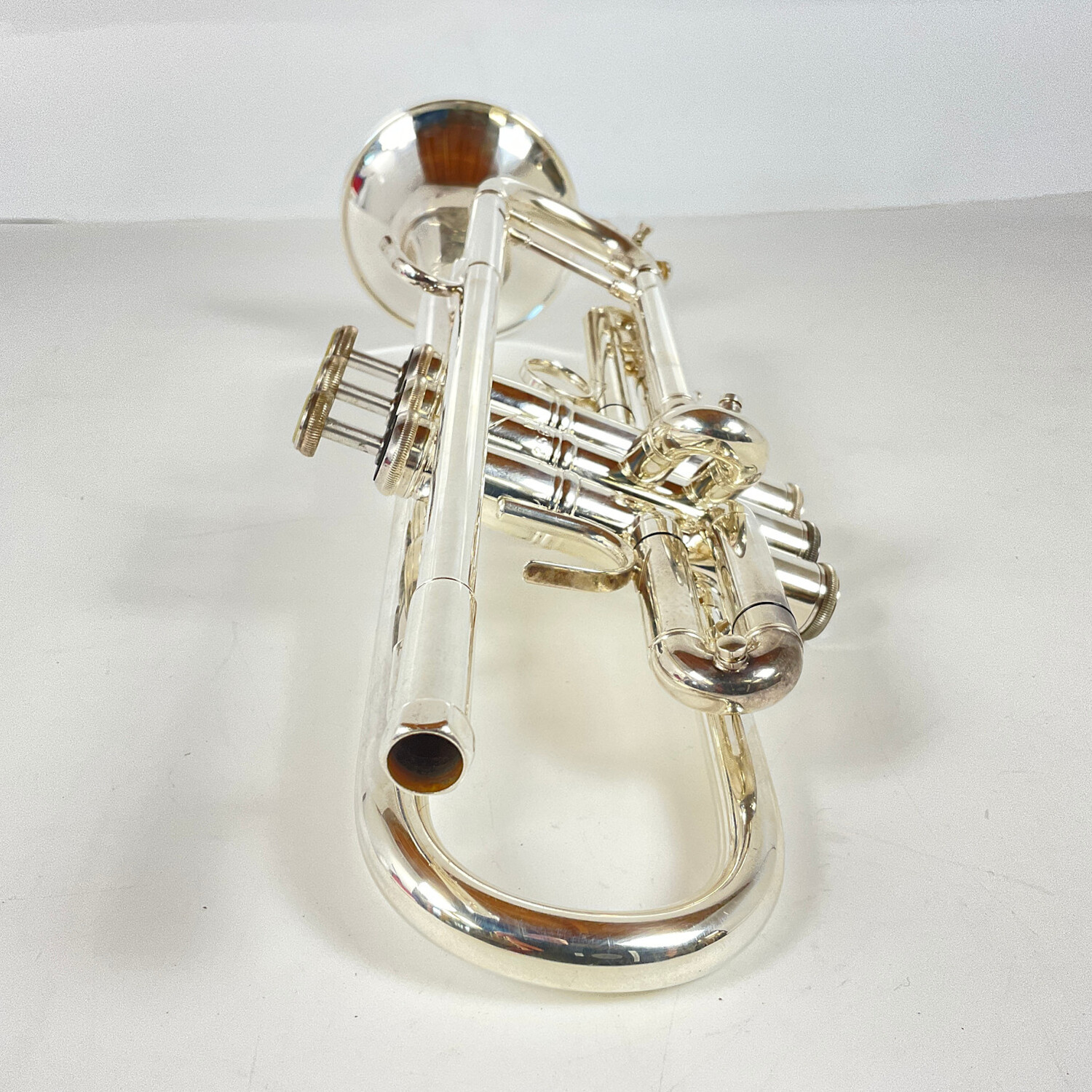 Used Bach 37 Bb Trumpet (SN: 356520) - Image 2