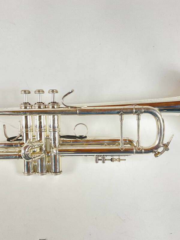 Used Bach 37 Bb Trumpet (SN: 651202)