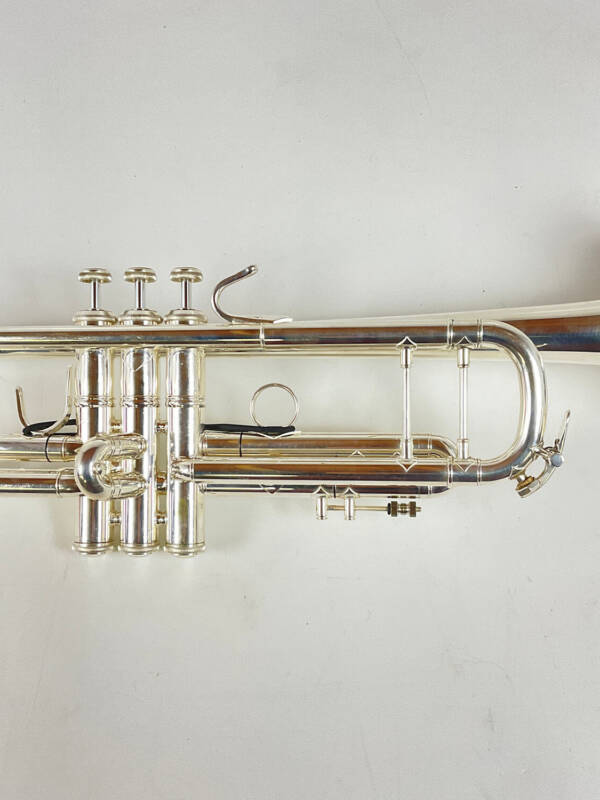 Used Bach 37 Bb Trumpet (SN: 749569)