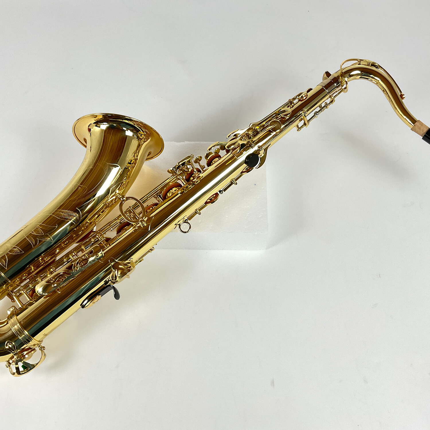 Demo Dillon Bb Tenor Saxophone (SN: 2530) - Image 3