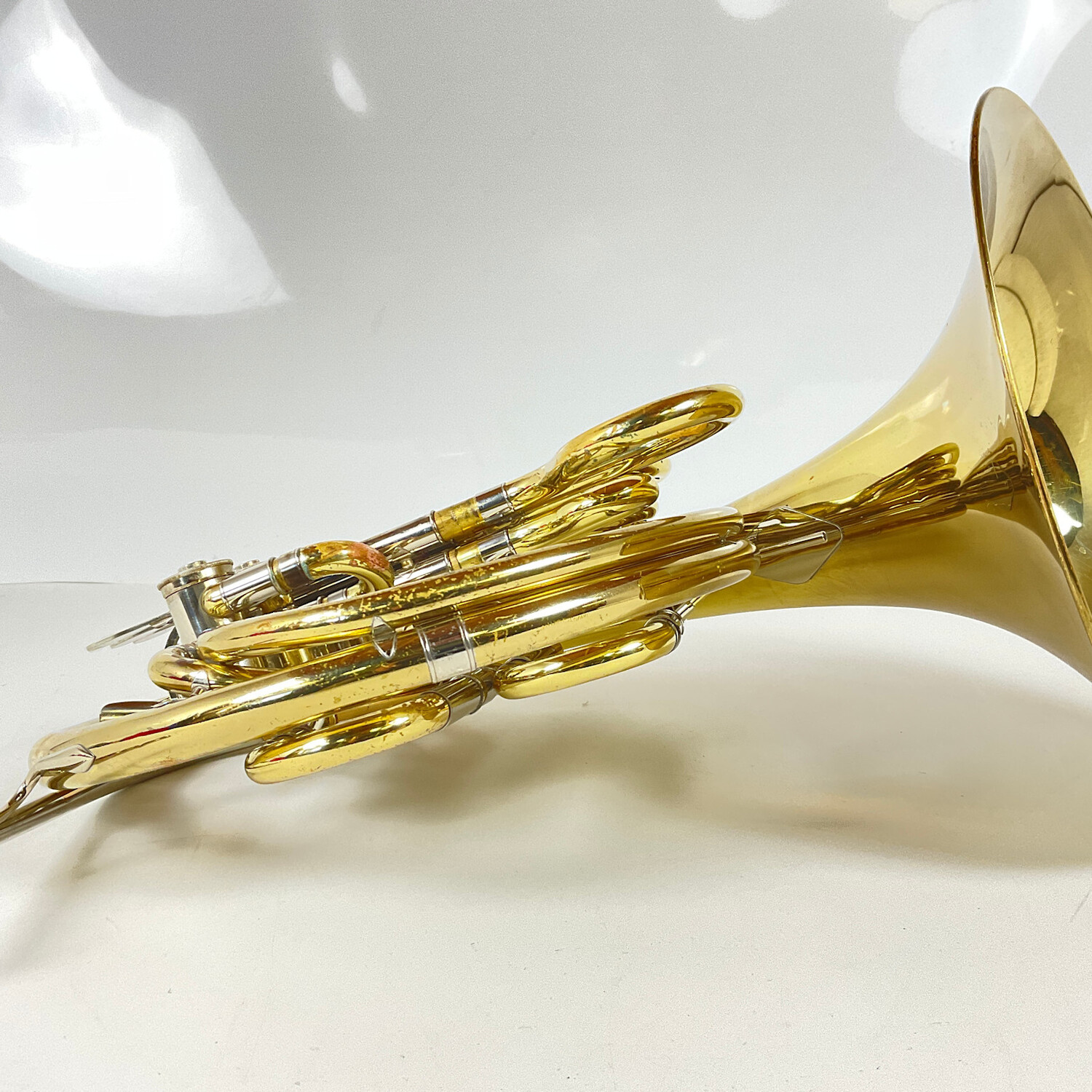 Used Yamaha YHR-664 F/Bb Double French Horn (SN: 004089) - Image 2