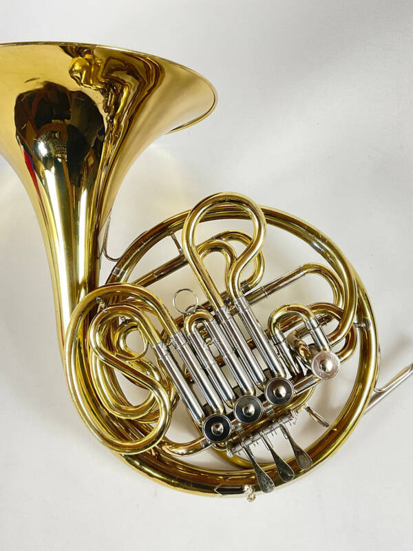 Used Yamaha YHR-664 F/Bb Double French Horn (SN: 008312)