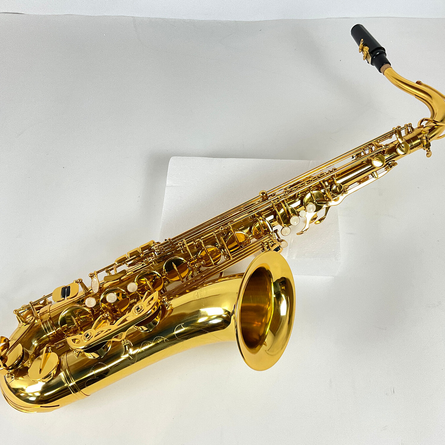 Dillon Tenor Saxophone - Image 4