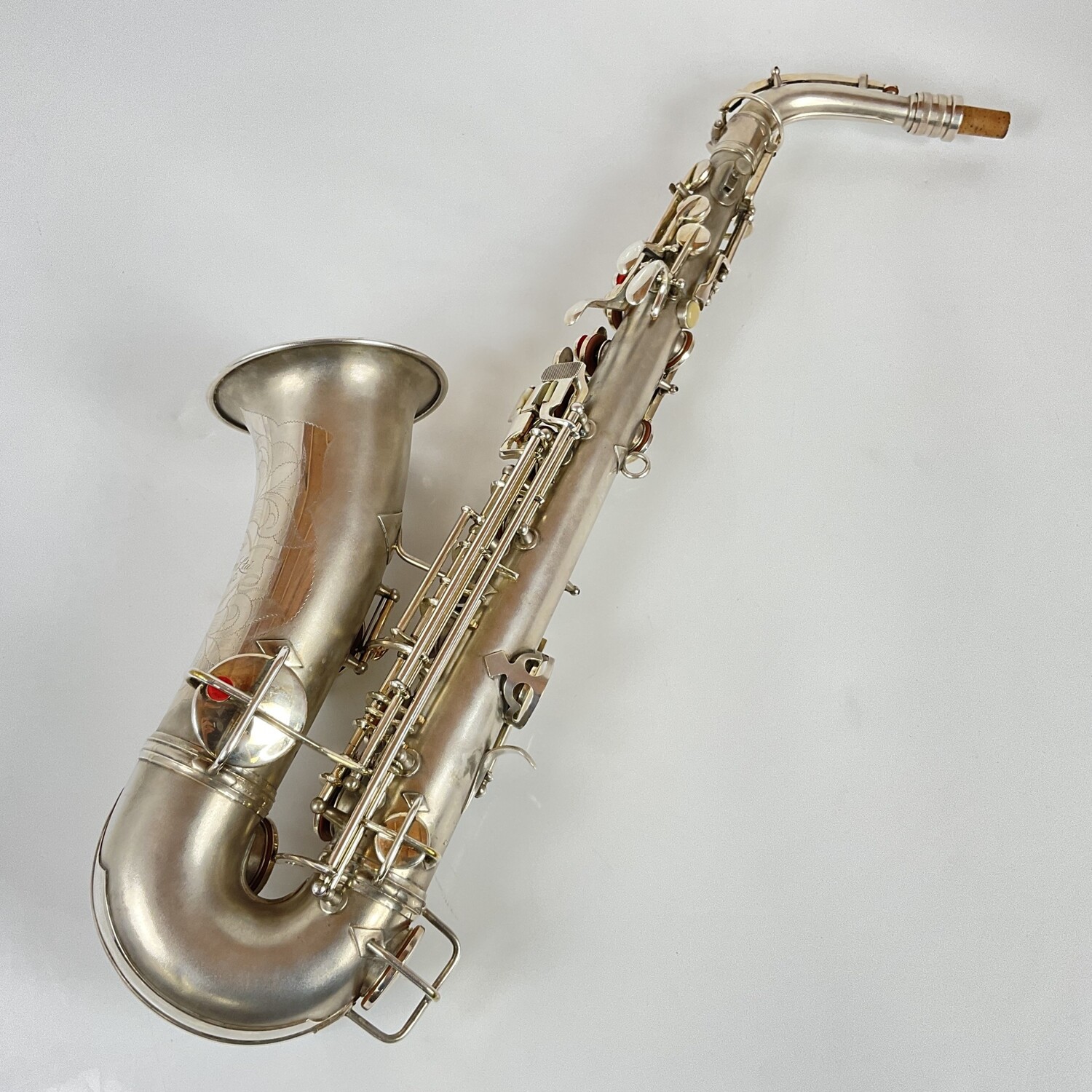 Used Conn ""New Wonder"" Eb Alto Saxophone (SN: M189169L) - Image 2