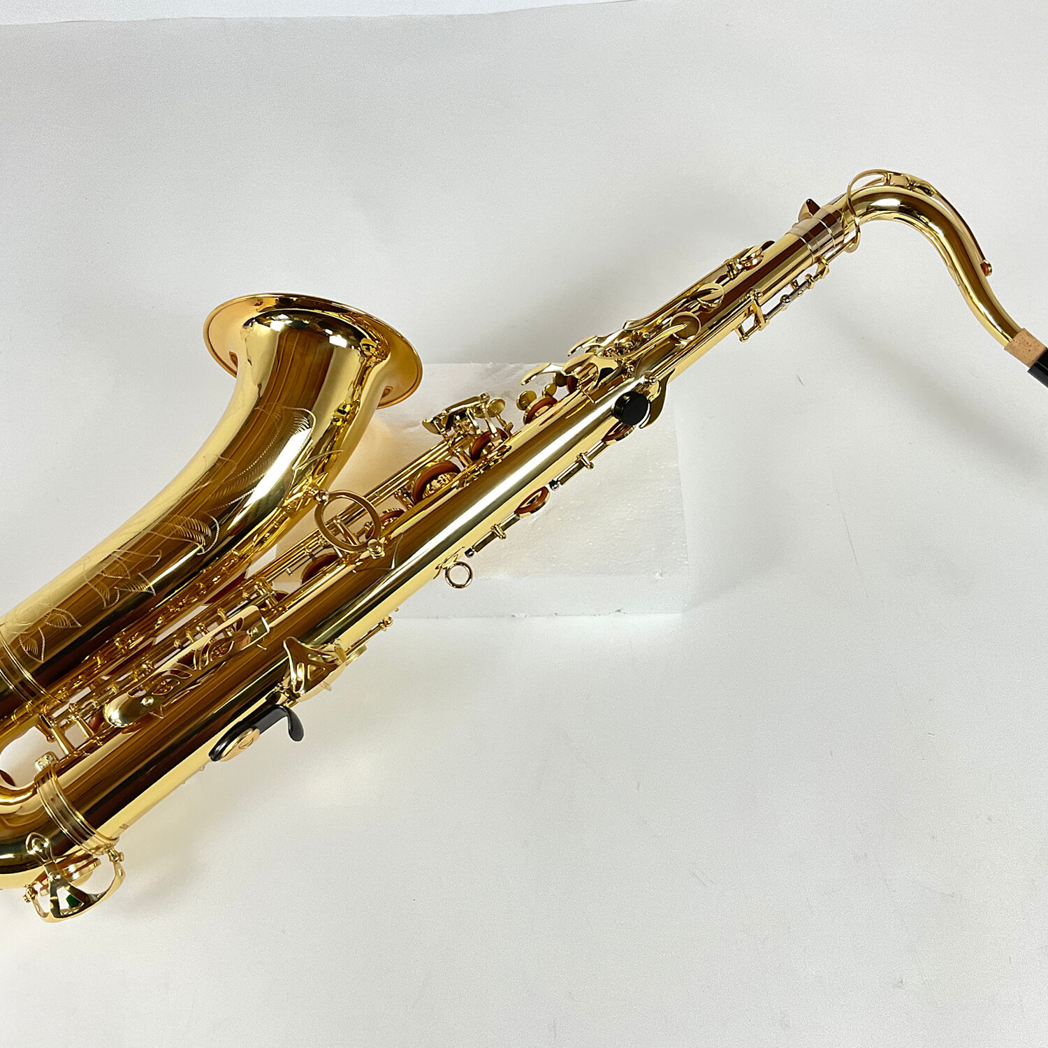 Demo Dillon Bb Tenor Saxophone (SN: 2534) - Image 3